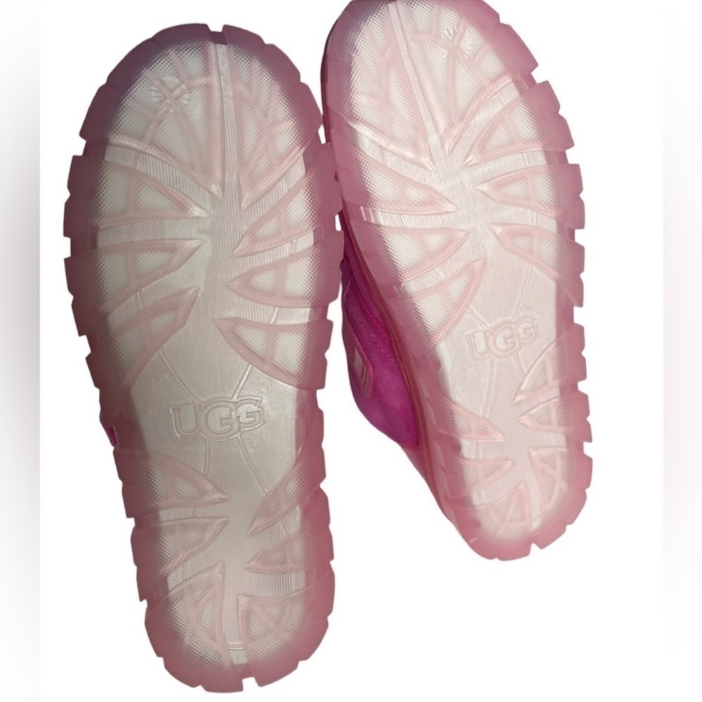 UGG Neumel Clear Chukka Hot Pink Boots - Picture 13 of 13
